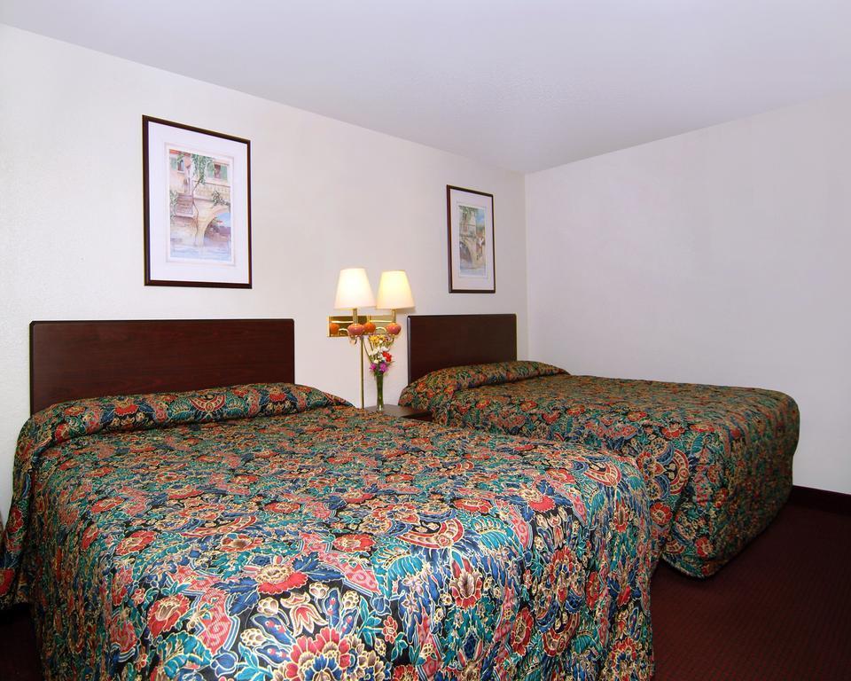 Rodeway Inn Farmington Dış mekan fotoğraf
