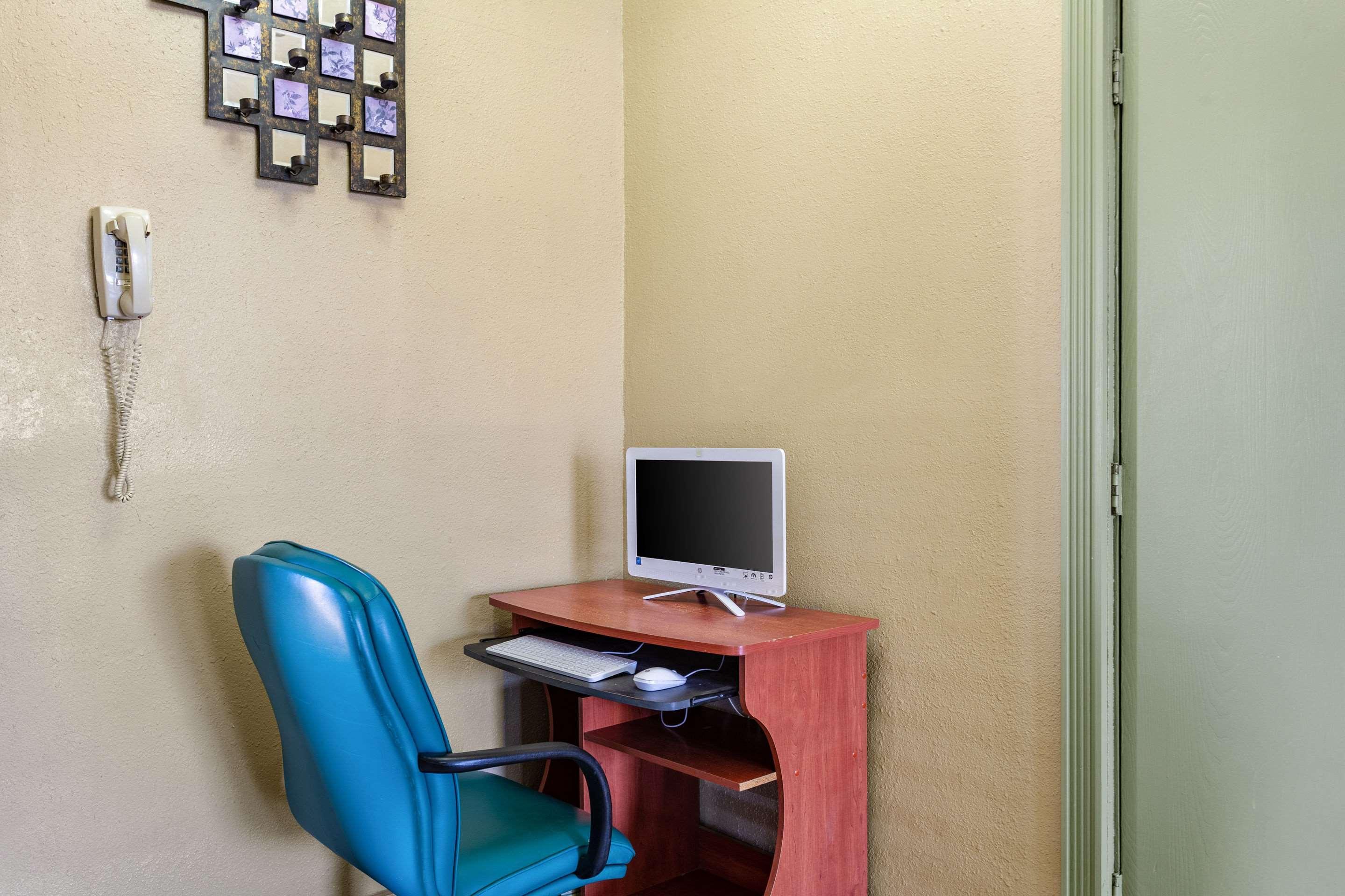 Rodeway Inn Farmington Dış mekan fotoğraf