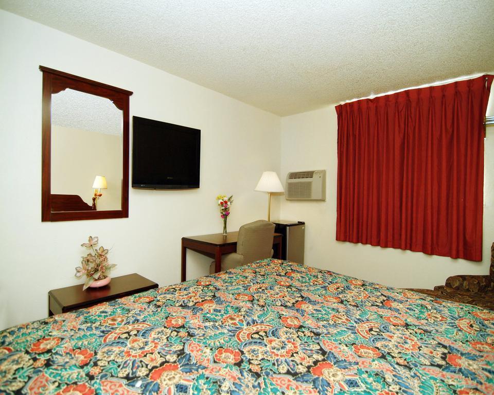 Rodeway Inn Farmington Dış mekan fotoğraf