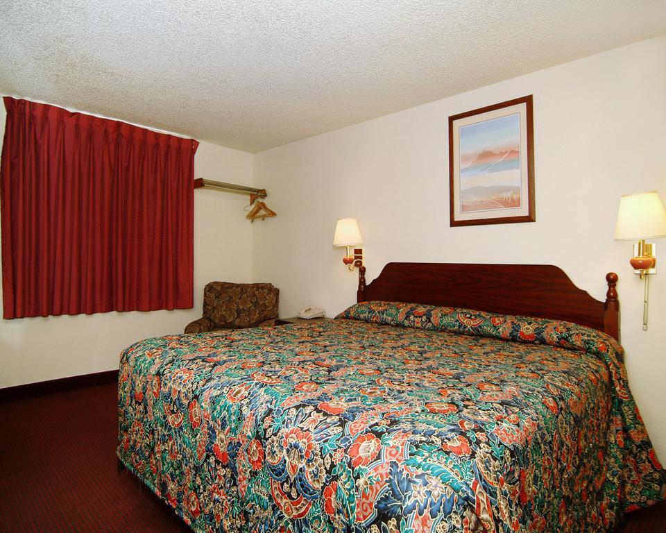 Rodeway Inn Farmington Dış mekan fotoğraf