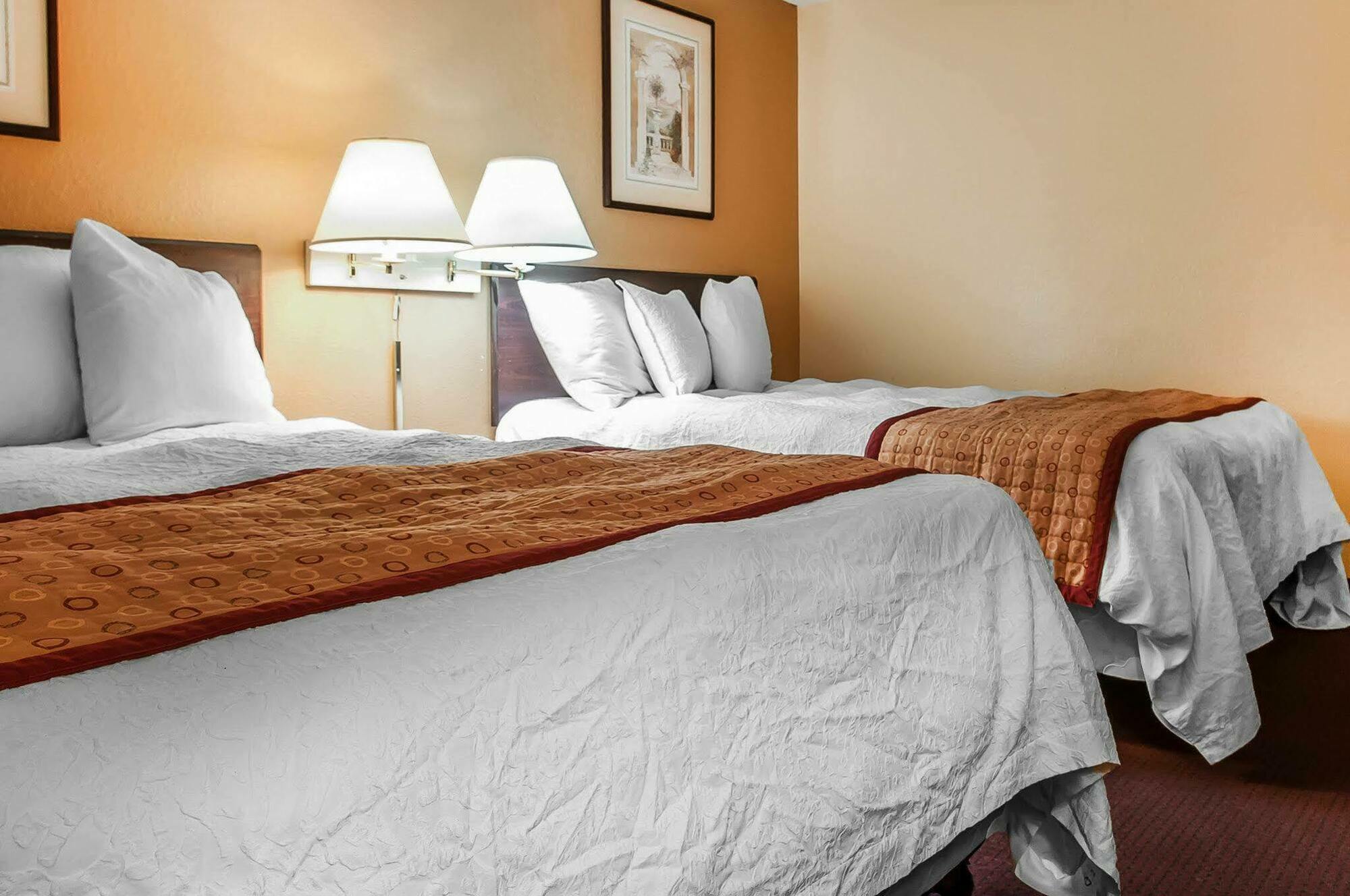 Rodeway Inn Farmington Dış mekan fotoğraf